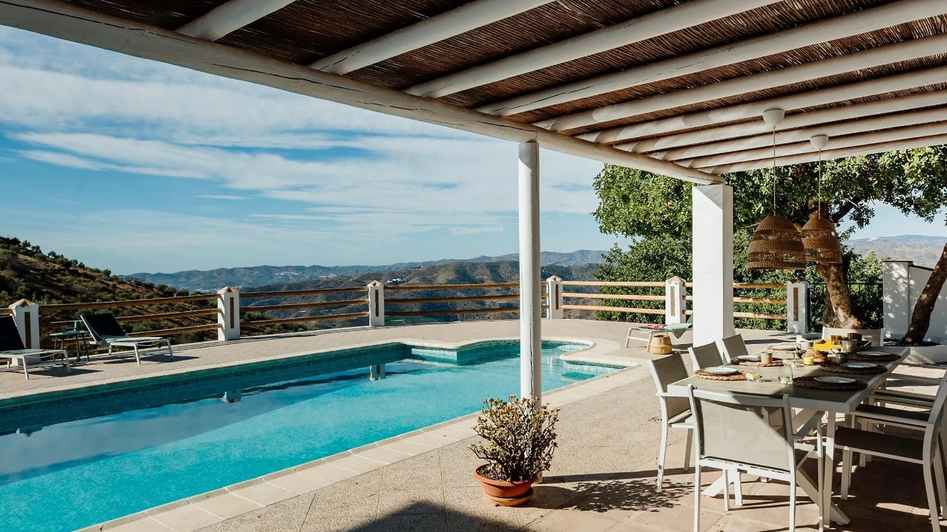 Holiday home Casa Olivia Villa Canillas de Aceituno Spain